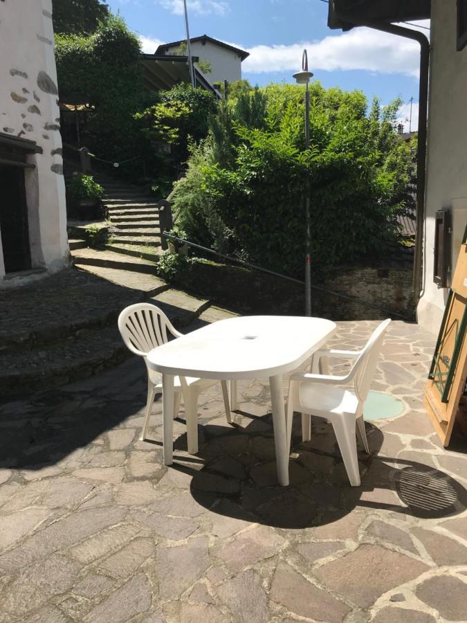 Ostello Orgnana Gambarogno Exterior foto