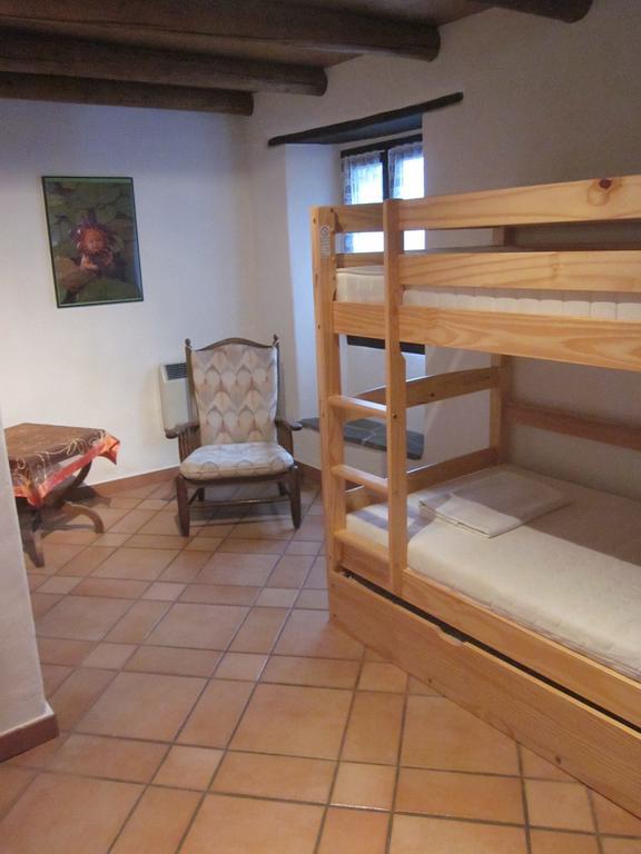 Ostello Orgnana Gambarogno Zimmer foto